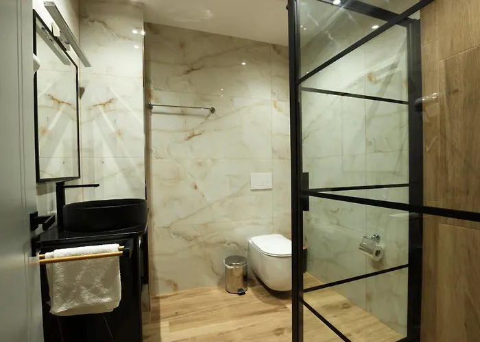 The Barrels Ms Nokove